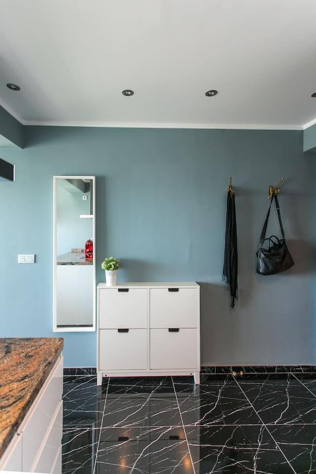 Panoramic Seaview Puerto Marina Apartment เบนัลมาเดนา ภายนอก รูปภาพ