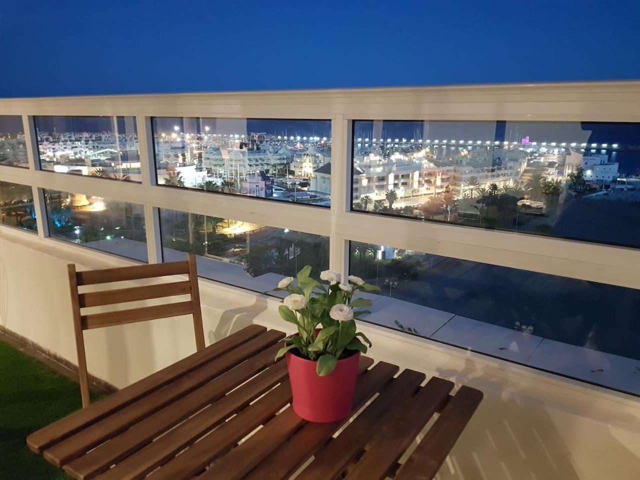 Panoramic Seaview Puerto Marina Apartment เบนัลมาเดนา ภายนอก รูปภาพ