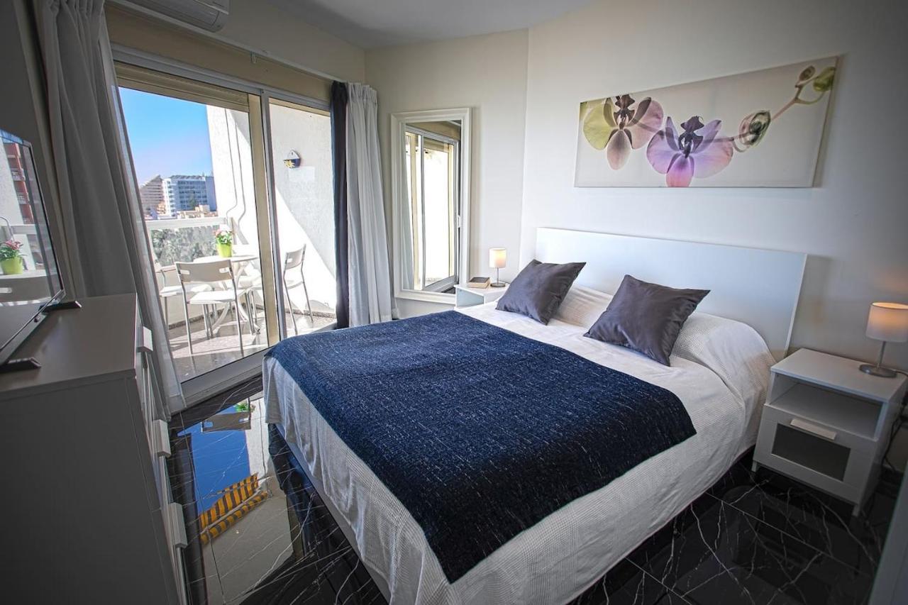 Panoramic Seaview Puerto Marina Apartment เบนัลมาเดนา ภายนอก รูปภาพ